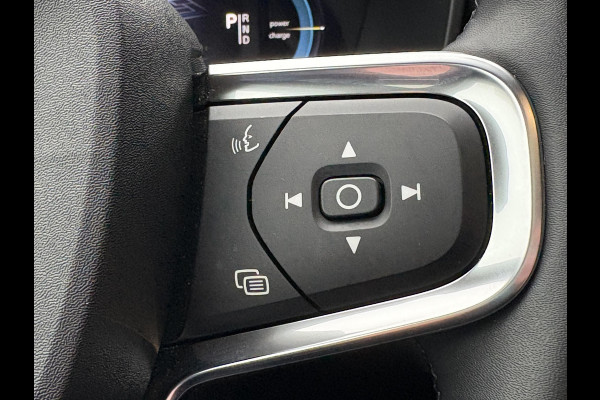 Volvo C40 Recharge Plus 69 kWh | Panoramadak | Adaptive cruise control | Stoel- & Stuurverwarming | Camera