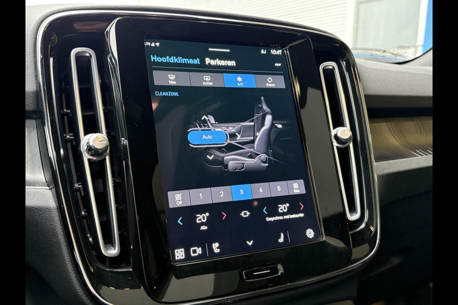 Volvo C40 Recharge Plus 69 kWh | Panoramadak | Adaptive cruise control | Stoel- & Stuurverwarming | Camera