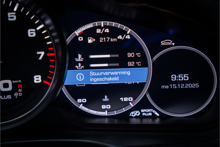 Porsche Panamera Sport Turismo 4.0 GTS Sport Chrono l Panorama l Memory l Luchtvering