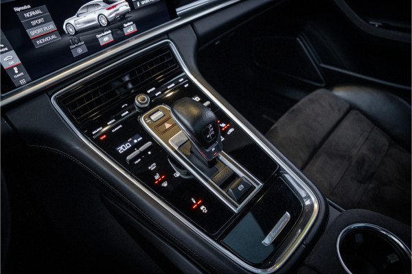 Porsche Panamera Sport Turismo 4.0 GTS Sport Chrono l Panorama l Memory l Luchtvering