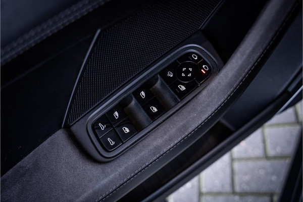 Porsche Panamera Sport Turismo 4.0 GTS Sport Chrono l Panorama l Memory l Luchtvering