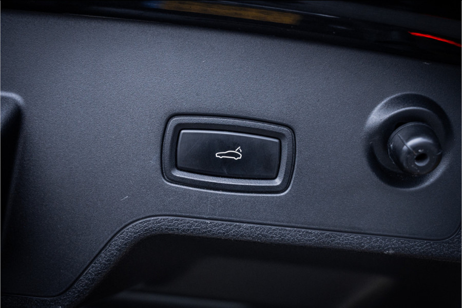 Porsche Panamera Sport Turismo 4.0 GTS Sport Chrono l Panorama l Memory l Luchtvering