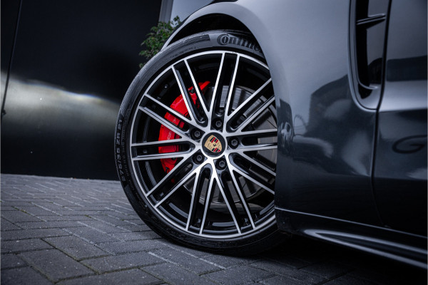 Porsche Panamera Sport Turismo 4.0 GTS Sport Chrono l Panorama l Memory l Luchtvering
