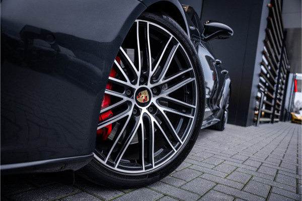 Porsche Panamera Sport Turismo 4.0 GTS Sport Chrono l Panorama l Memory l Luchtvering