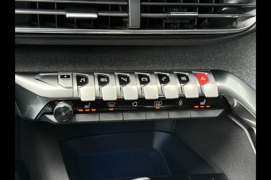 Peugeot 3008 BWJ 2022 | 1.6 HYbrid4 300PK Blue Allure | TREKHAAK | LEDER/STOF | CAMERA A | CLIMA | NAVI | CARPLAY | STOELVERW | PDC 2X |