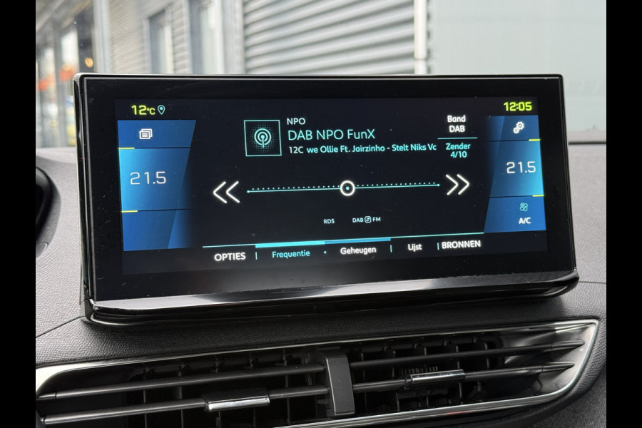 Peugeot 3008 BWJ 2022 | 1.6 HYbrid4 300PK Blue Allure | TREKHAAK | LEDER/STOF | CAMERA A | CLIMA | NAVI | CARPLAY | STOELVERW | PDC 2X |