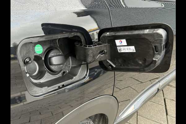 Peugeot 3008 BWJ 2022 | 1.6 HYbrid4 300PK Blue Allure | TREKHAAK | LEDER/STOF | CAMERA A | CLIMA | NAVI | CARPLAY | STOELVERW | PDC 2X |