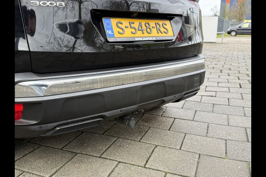 Peugeot 3008 BWJ 2022 | 1.6 HYbrid4 300PK Blue Allure | TREKHAAK | LEDER/STOF | CAMERA A | CLIMA | NAVI | CARPLAY | STOELVERW | PDC 2X |