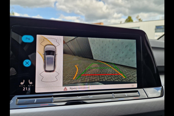 Volkswagen GOLF Variant 1.5 eTSI Life Business | Camera | Stoel/Stuurverwarming | ACC | LED | PDC | DAB | 18 inch