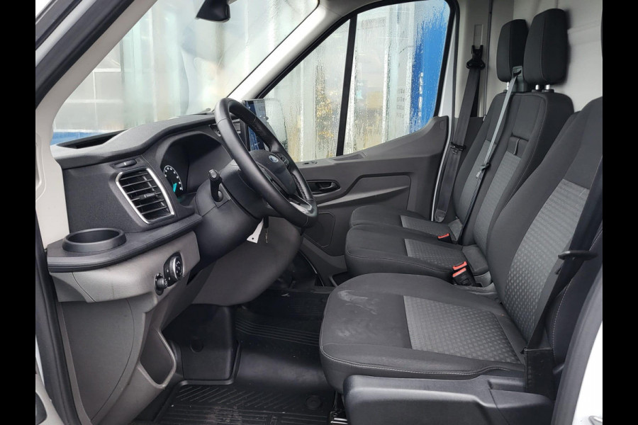 Ford Transit 350 2.0 TDCI L3H2 Trend 130pk | Navigatie Pack | Safety en Comfort Pack | Trekhaak