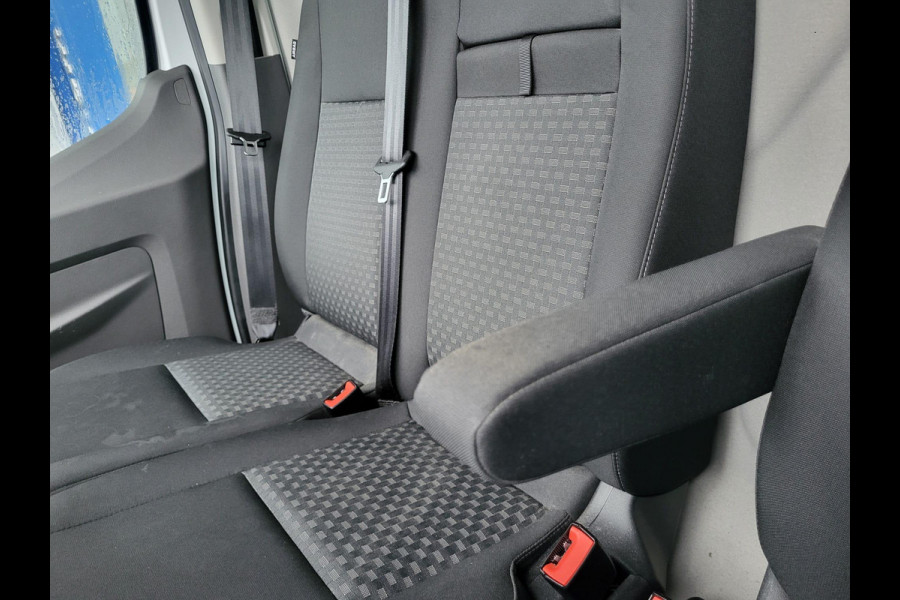 Ford Transit 350 2.0 TDCI L3H2 Trend 130pk | Navigatie Pack | Safety en Comfort Pack | Trekhaak
