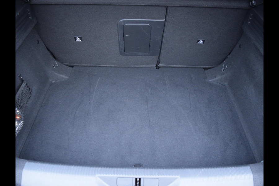 Peugeot 308 1.2 PureTech Allure Pack Business 130 PK | NAVI | PARKEERSENSOREN MET CAMERA | CLIMATE CONTROL | 29.097 KM