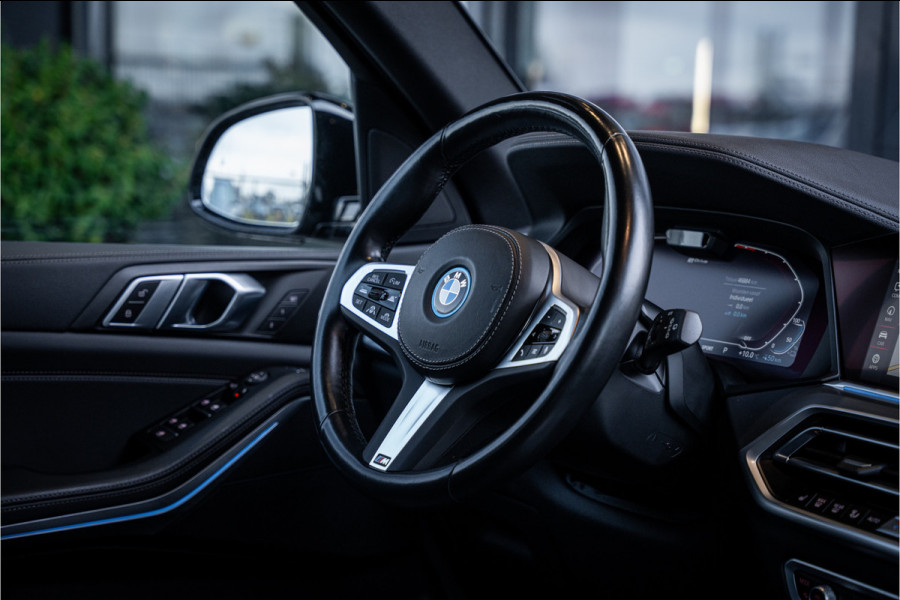 BMW X5 xDrive45e Executive - M-Sport l Panorama l HUD l ACC l Sfeerverl.
