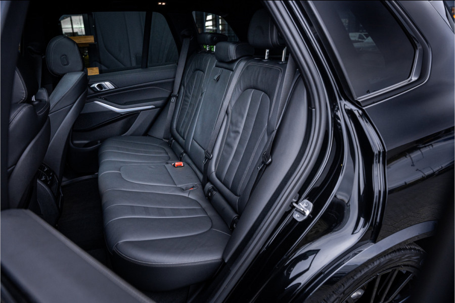 BMW X5 xDrive45e Executive - M-Sport l Panorama l HUD l ACC l Sfeerverl.