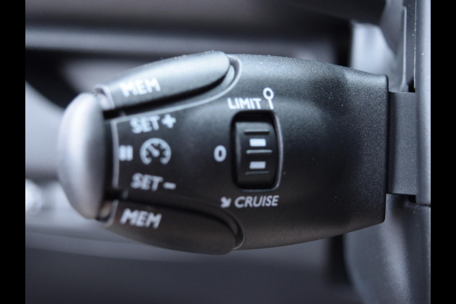 Opel Vivaro Electric L3 75 kWh | navigatie incl. Apple Carplay | e-Call pakket | Comfort bestuurders- en passagiersstoel | parkeersensoren | cruise control | tot 8 jaar garantie