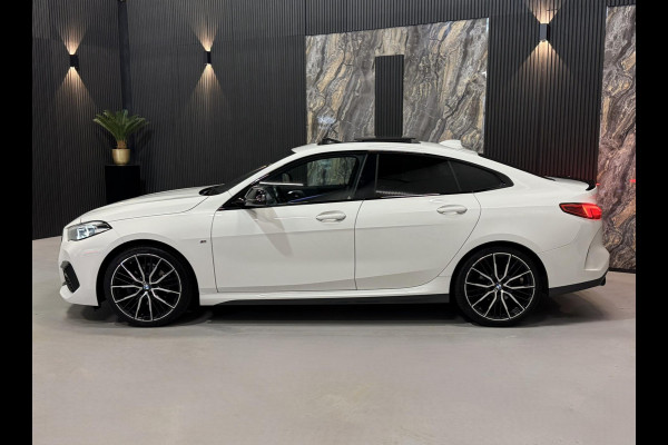 BMW 2 Serie Gran Coupé 218i M Sport|PANO|SFEER|KEYLESS|BOMVOL
