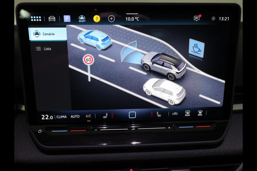 Volkswagen T-Roc Life First Edition 1.5 eTSI 85 kW / 116 PK SUV 7 v