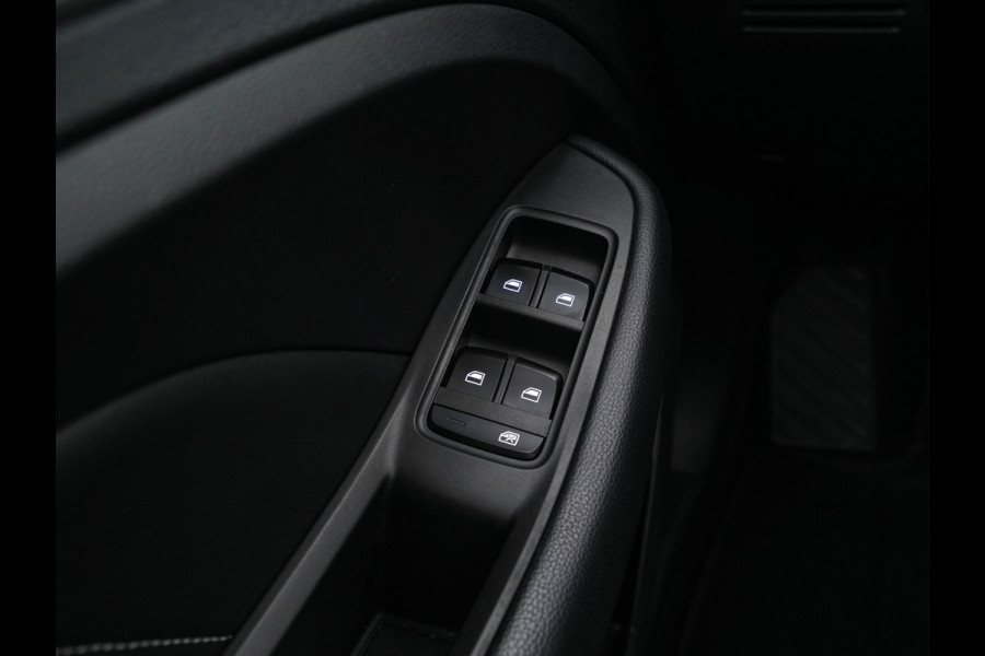 MG ZS EV Luxury 45 kWh { SOH-90%} (INCL-BTW) *PANO | LEATHER | CCS-FASTLOADER | KEYLESS | NAVI-FULLMAP | ADAPTIVE-CRUISE | CAMERA | CARPLAY | DAB | LANE-ASSIST | SPORT-SEATS | 17"ALU*