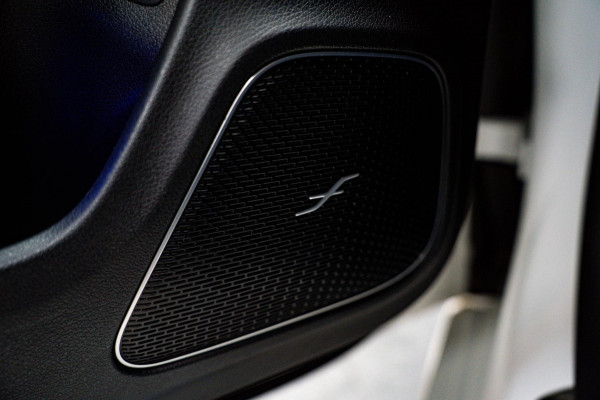 Mercedes-Benz CLA-Klasse 200 AMGLINE|PANO|AUT|SFEER