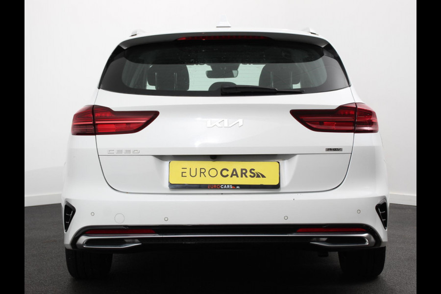 Kia Ceed Sportswagon 1.6 GDI PHEV DynamicLine Climate control | Adaptieve cruise control | Stuur verwarming | Stoel verwarming | Parkeersensoren | Achteruitrijcamera | Apple Carplay/ Android Auto