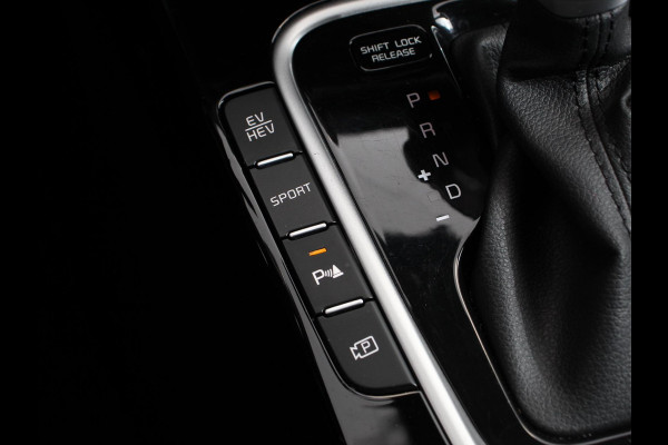 Kia Ceed Sportswagon 1.6 GDI PHEV DynamicLine Climate control | Adaptieve cruise control | Stuur verwarming | Stoel verwarming | Parkeersensoren | Achteruitrijcamera | Apple Carplay/ Android Auto