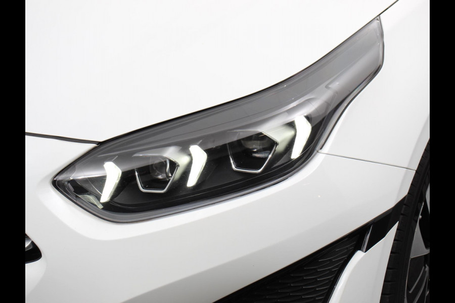 Kia Ceed Sportswagon 1.6 GDI PHEV DynamicLine Climate control | Adaptieve cruise control | Stuur verwarming | Stoel verwarming | Parkeersensoren | Achteruitrijcamera | Apple Carplay/ Android Auto