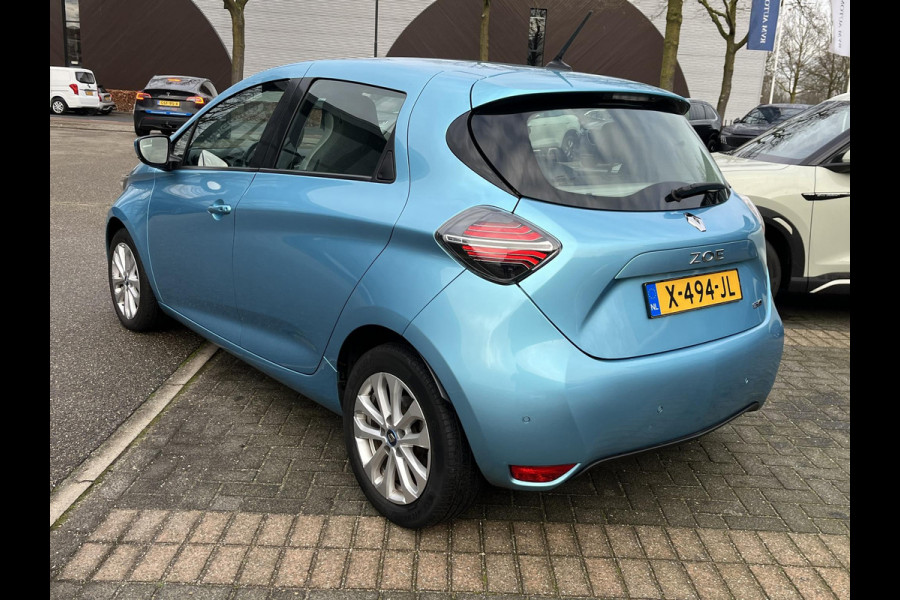 Renault ZOE R135 Intens 52 kWh VAN: €16.900- VOOR: €13.877,- UW EINDEJAARSVOORDEEL: €3.023 |SOH 94% KOOPACCU | 3-FASE LADER + SNELLAADFUNCTIE | STOEL + STUURWIELVERWARMING | CAMERA | NAVI |Rijklaar geleverd met 12 maanden BOVAG-garantie