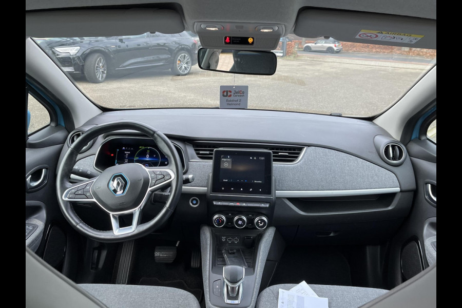 Renault ZOE R135 Intens 52 kWh VAN: €16.900- VOOR: €13.877,- UW EINDEJAARSVOORDEEL: €3.023 |SOH 94% KOOPACCU | 3-FASE LADER + SNELLAADFUNCTIE | STOEL + STUURWIELVERWARMING | CAMERA | NAVI |Rijklaar geleverd met 12 maanden BOVAG-garantie
