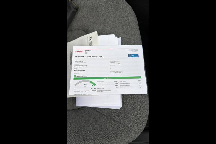 Renault ZOE R135 Intens 52 kWh VAN: €16.900- VOOR: €13.877,- UW EINDEJAARSVOORDEEL: €3.023 |SOH 94% KOOPACCU | 3-FASE LADER + SNELLAADFUNCTIE | STOEL + STUURWIELVERWARMING | CAMERA | NAVI |Rijklaar geleverd met 12 maanden BOVAG-garantie