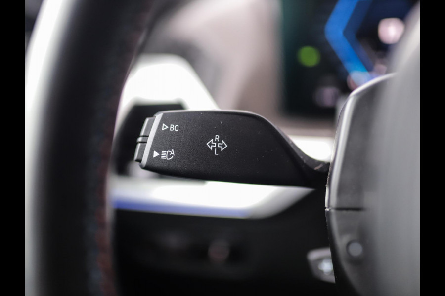 BMW XM PHEV 30 kWh | B&W | Achterasbesturing | 23" | Keyless