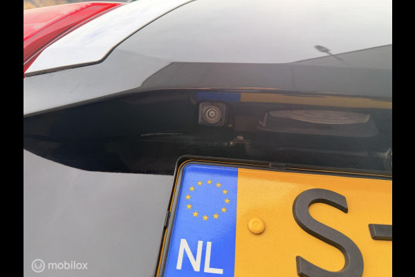 Mitsubishi Outlander 2.4 PHEV Instyle trekhaak allseason banden