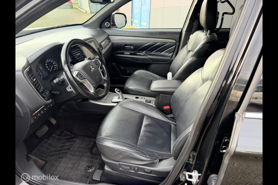 Mitsubishi Outlander 2.4 PHEV Instyle trekhaak allseason banden