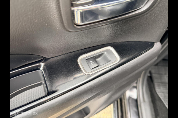 Mitsubishi Outlander 2.4 PHEV Instyle trekhaak allseason banden