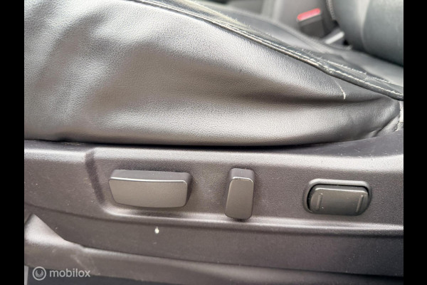 Mitsubishi Outlander 2.4 PHEV Instyle trekhaak allseason banden