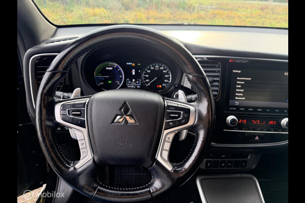 Mitsubishi Outlander 2.4 PHEV Instyle trekhaak allseason banden