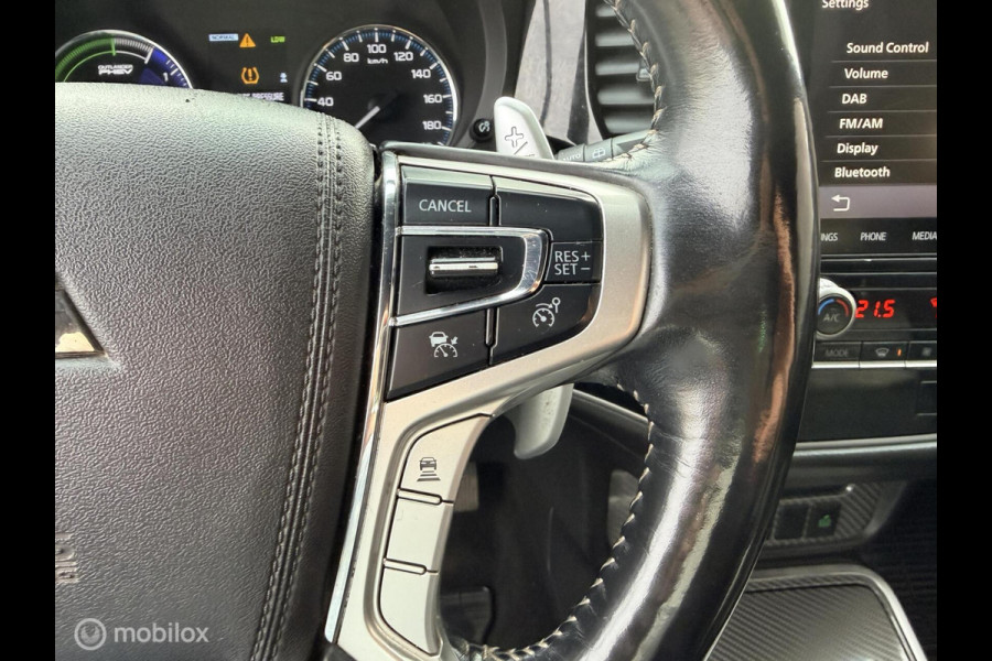 Mitsubishi Outlander 2.4 PHEV Instyle trekhaak allseason banden