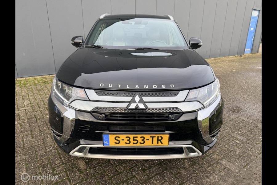 Mitsubishi Outlander 2.4 PHEV Instyle trekhaak allseason banden