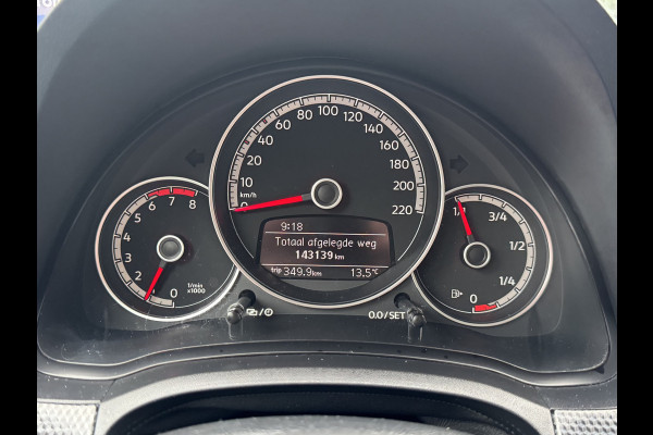 Volkswagen up! 1.0 Climate control/Camera/Cruise control/PDC 02-03-2027 APK