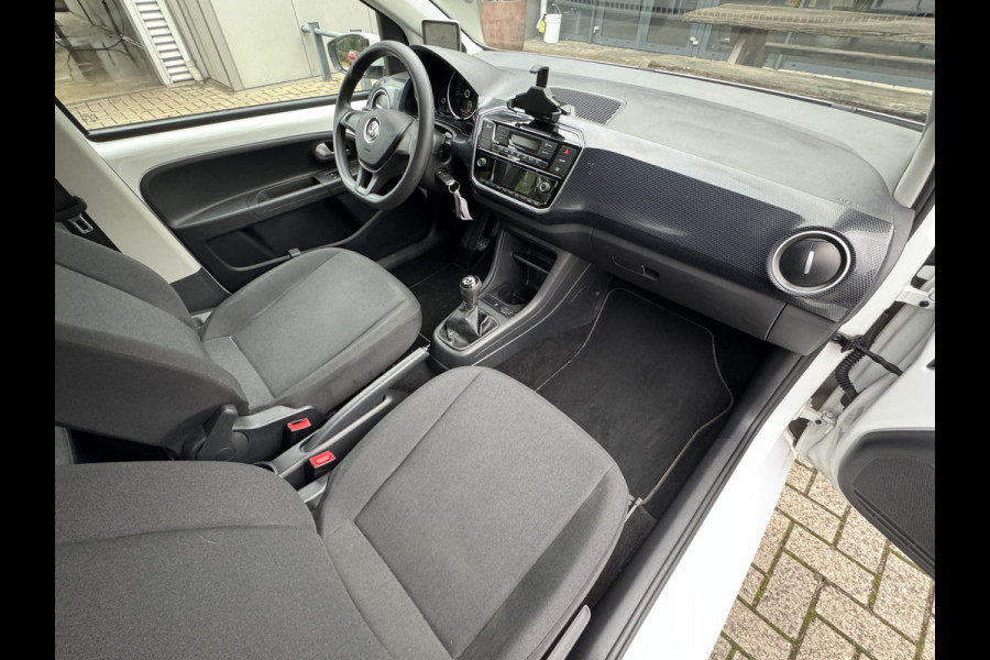 Volkswagen up! 1.0 Climate control/Camera/Cruise control/PDC 02-03-2027 APK