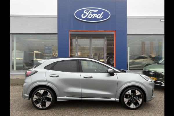 Ford Puma 1.0 EcoBoost Hybrid ST-Line 125pk | Winterpack | Driver Assistance Pack | Trekhaak afneembaar | Panorama dak | Matrix Led | 19 inch licht metaal | Reserve wiel | Comfort Pack