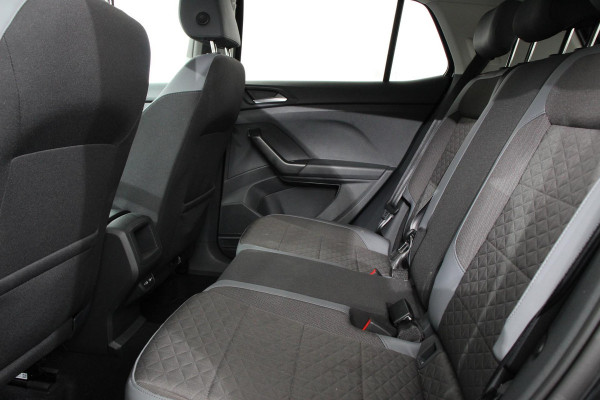 Volkswagen T-Cross 1.5 TSI 150pk DSG Style | Navigatie | Wireless app connect | Aadaptive cruise control | Camera | Climate Control | Led | Dab | Stoelverwarming