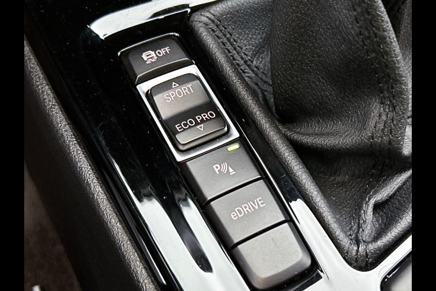 BMW X1 xDrive25e Exe.Ed. 221PK PLUG-In M Sport PANORAMADAK | AD-CRUISE | CAMERA