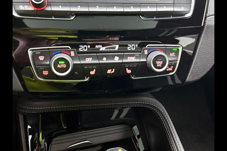 BMW X1 xDrive25e Exe.Ed. 221PK PLUG-In M Sport PANORAMADAK | AD-CRUISE | CAMERA