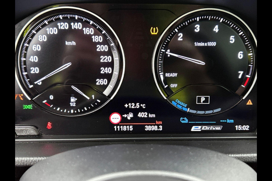 BMW X1 xDrive25e Exe.Ed. 221PK PLUG-In M Sport PANORAMADAK | AD-CRUISE | CAMERA