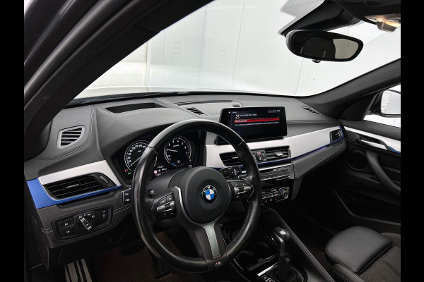 BMW X1 xDrive25e Exe.Ed. 221PK PLUG-In M Sport PANORAMADAK | AD-CRUISE | CAMERA