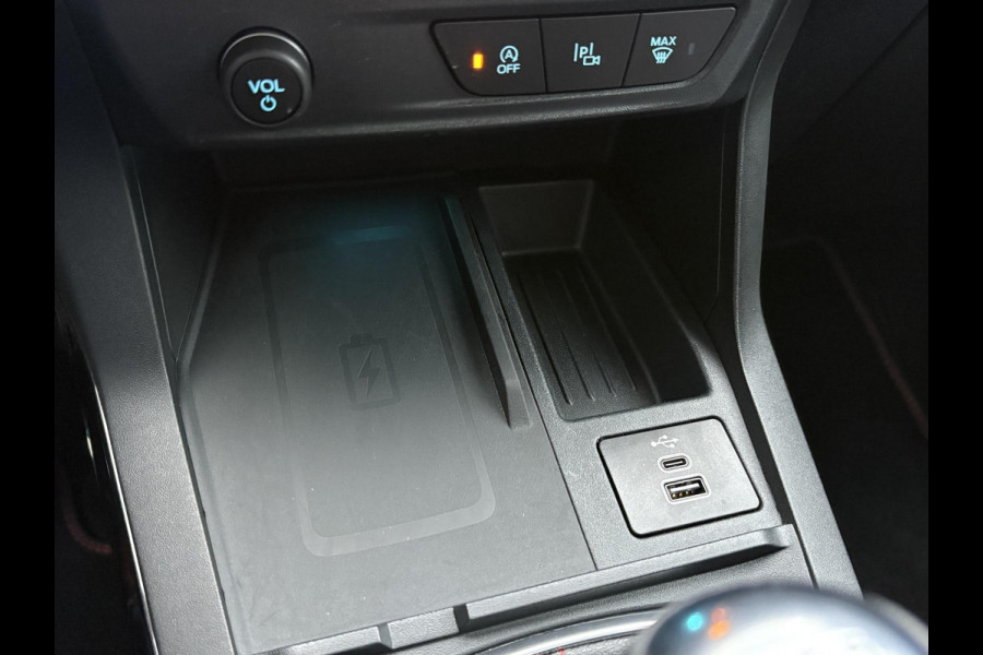 Ford Puma 1.0 EcoBoost Hybrid ST-Line 125pk | Winterpack | Driver Assistance Pack | Trekhaak afneembaar | Panorama dak | Matrix Led | 19 inch licht metaal | Reserve wiel | Comfort Pack