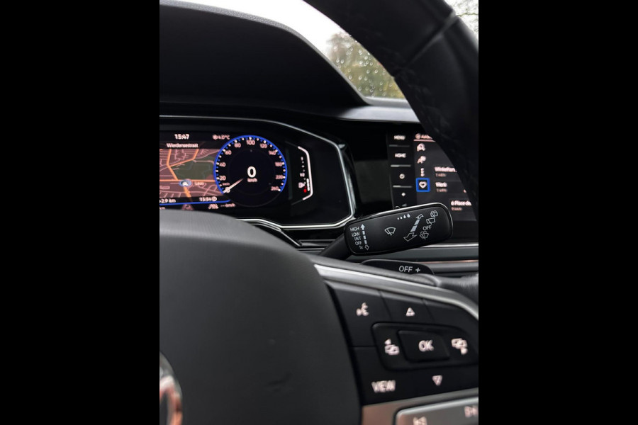 Volkswagen Polo 1.0 TSI 3x R-Line Garantie Pano IQ. Matrix Led Carplay Camera Keyless IQ. Drive Lane ACC Navi Clima Rijklaar
