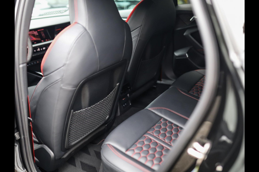 Audi RS 3 Limousine 2.5 TFSI A3 quattro | CT Carbon | RS-Dynamic | Matrix | Keyless | B&O | Leder | Camera