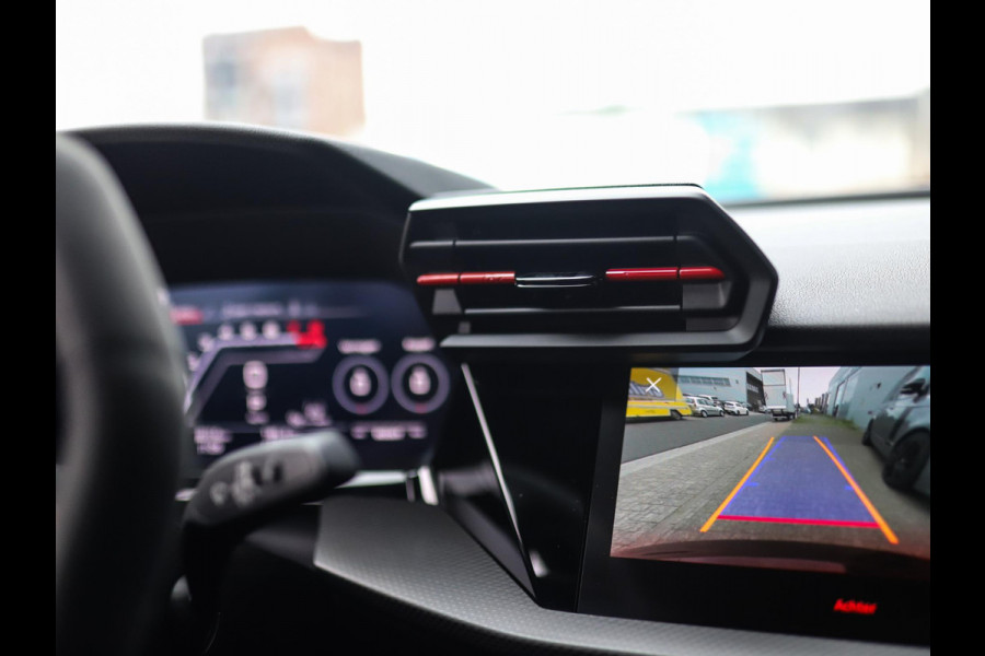 Audi RS 3 Limousine 2.5 TFSI A3 quattro | CT Carbon | RS-Dynamic | Matrix | Keyless | B&O | Leder | Camera