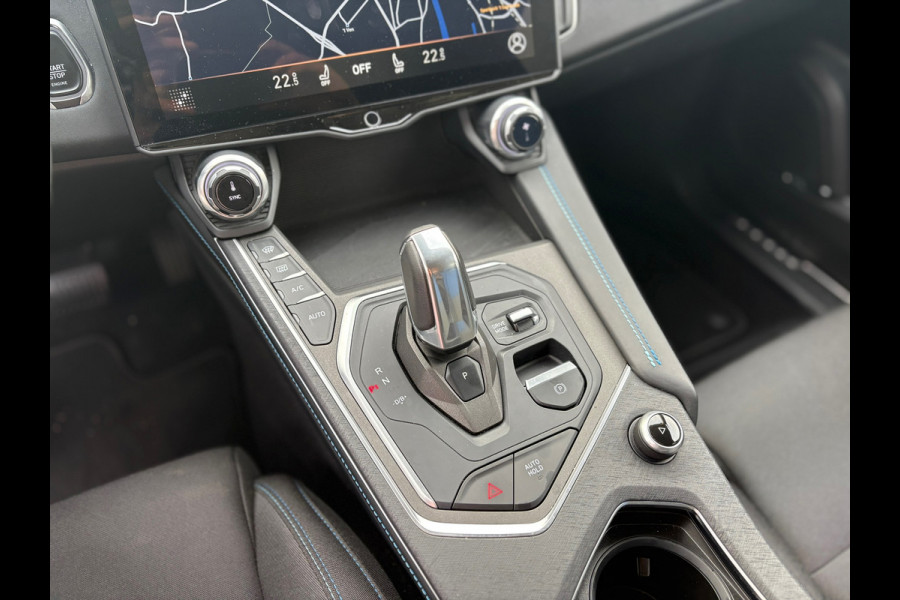 Lynk & Co 01 1.5 PHEV 261 PK AUTOMAAT BLACK EDITION (BOVAG/RIJKLAARPRIJS)